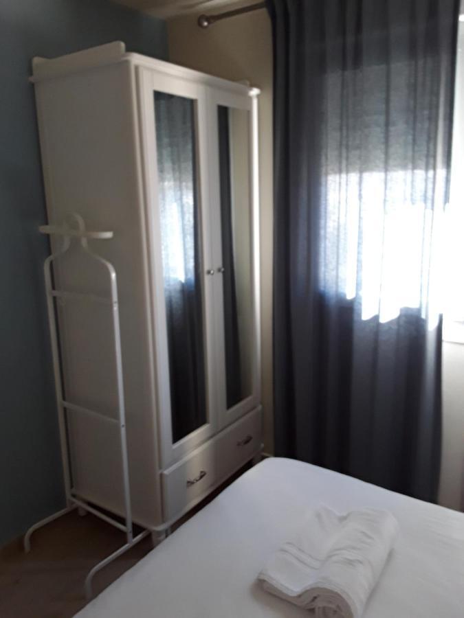 Punta Carnero Hostal Algeciras Buitenkant foto