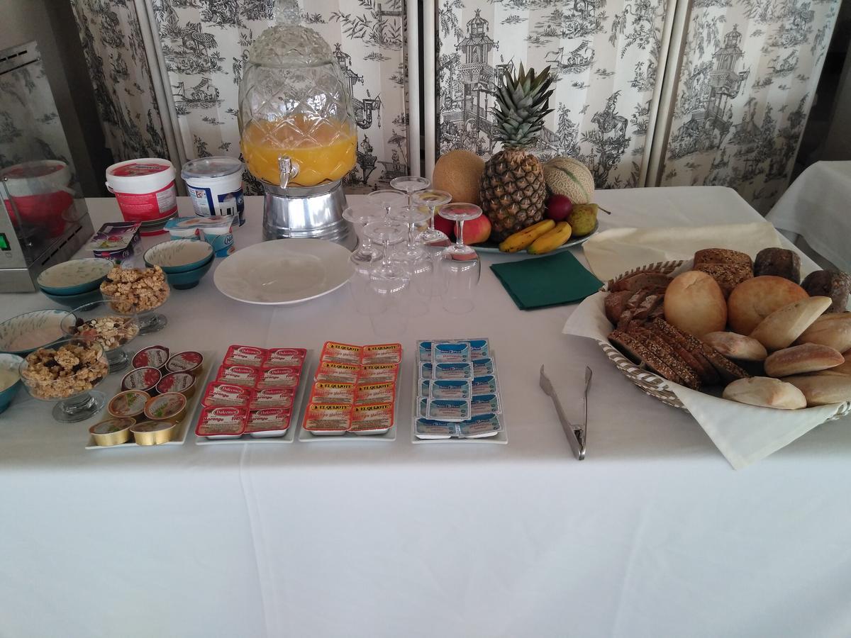 Punta Carnero Hostal Algeciras Buitenkant foto